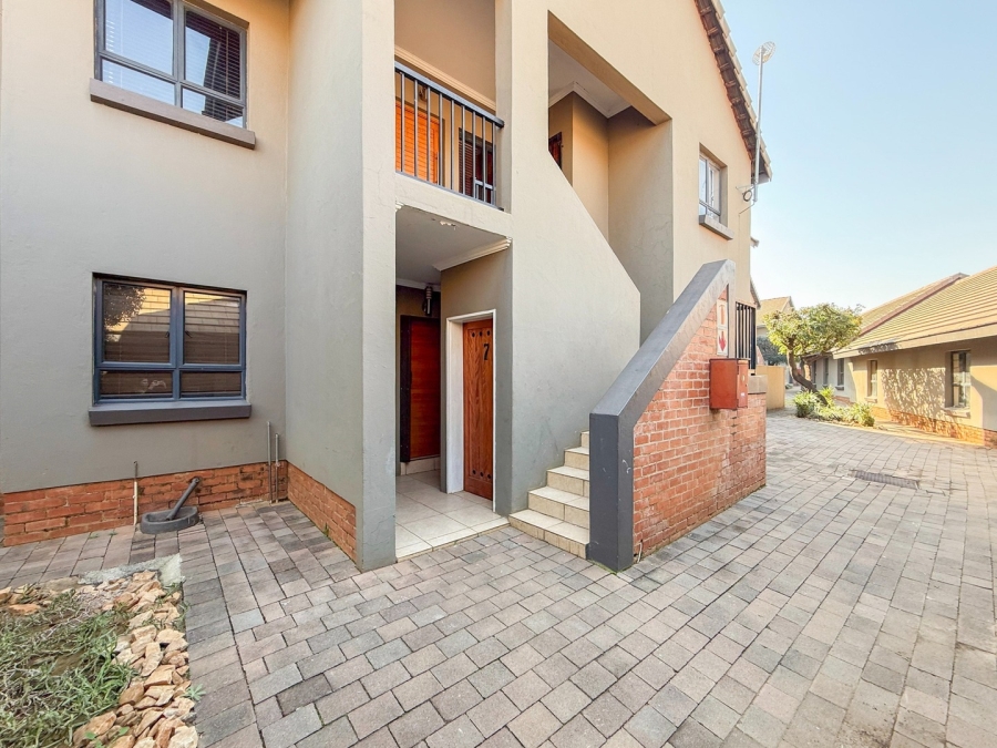3 Bedroom Property for Sale in Melodie North West